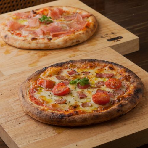 石窯クオリティの本格ピザ!外はカリッと中はモチモチ♪