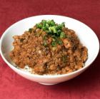 ルーロー飯 (魯肉飯)