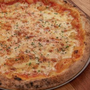 プレーンチーズピザ