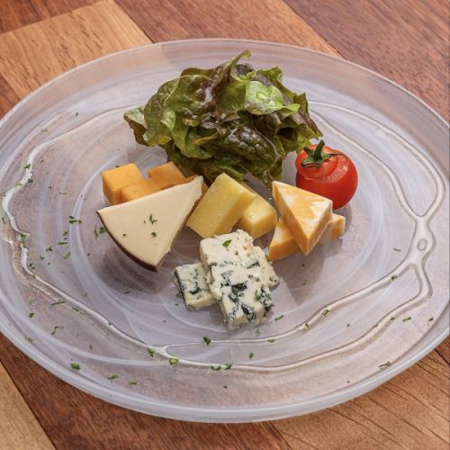 チーズ盛り合わせ