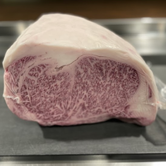 【プレミアムコ―ス　1】メインは特選黒毛和牛サーロイン150g！　全8品　25,300円(税込)