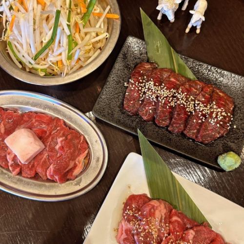 ラムにはこだわりのある方も納得◎羊の各部位をご用意！