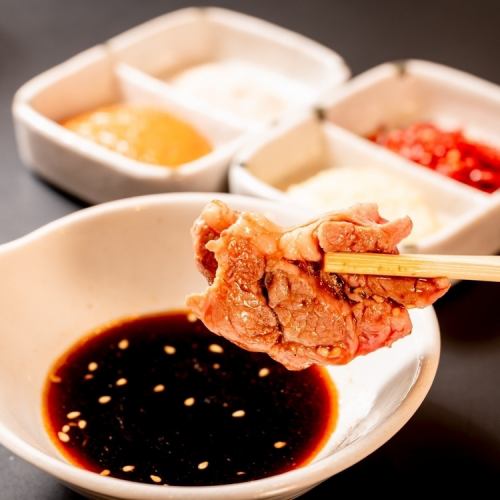 3種の特製ダレで味変を♪