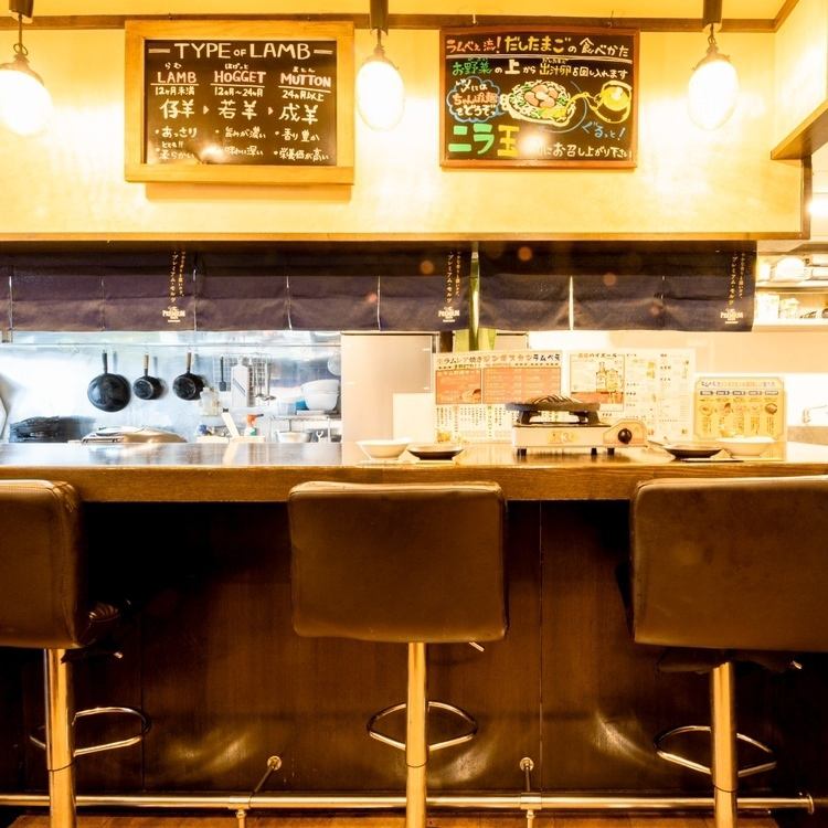 カウンター席もございますので一人飲みにもぜひ♪