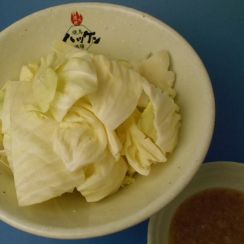 Crispy cabbage (salt sauce/spicy miso sauce)