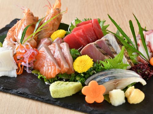 Assortment of 3 kinds of sashimi