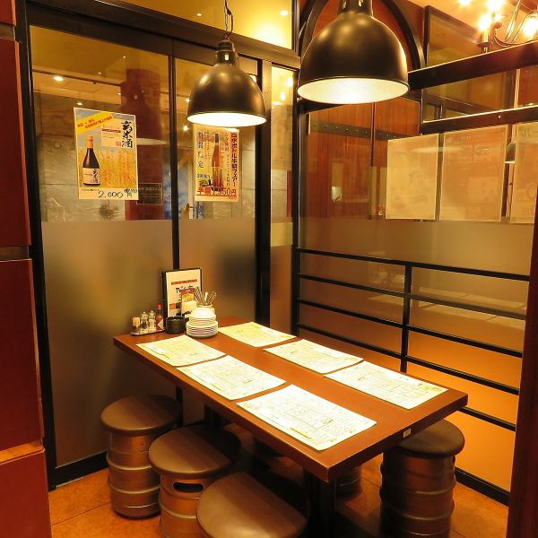 [Semi-private table seat] This is a partitioned seat, so you can enjoy your meal without worrying about those around you.This is our popular seat!