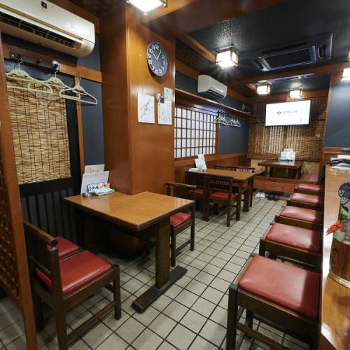 同窓会や仕事中との各種宴会のご利用も可能！人数にあった座席をご案内いたします。不明点は気軽にお問い合わせください。
