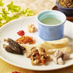 Chinese herbal mushroom soup (1 serving)