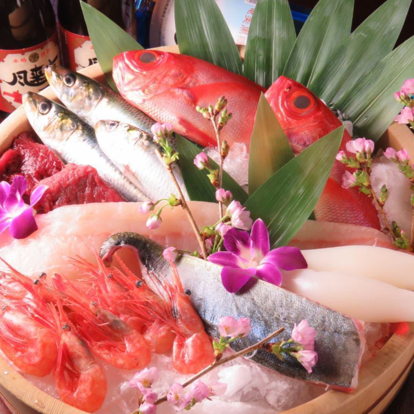 [Seafood proud of the store manager!] Seasonal fish that boasts of freshness that is purchased directly from fishermen