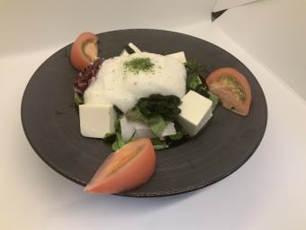 Tofu and grated yam Japanese salad