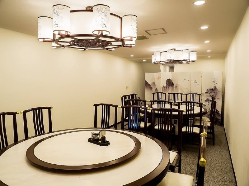 [Enjoy authentic Chinese food in Tsuruhashi!] The round table seats on the second floor can be reserved for 12 to 20 people.Perfect for family meals or company banquets! You can have a great time in the space of an authentic Chinese restaurant. We also offer courses perfect for celebrating special occasions or company banquets.We will welcome you with a gorgeous atmosphere and delicious food!