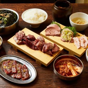 【当日OK＆2名様～ご利用可】一押し!『名物コース』全9品4500円(税込)（2時間飲放題付）