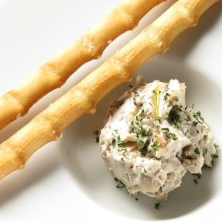 크림치즈와 견과류, 가끔 버섯