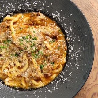牛すじラグーのミートソースパスタ