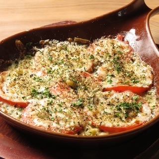 トマトとチーズの香草パン粉焼き