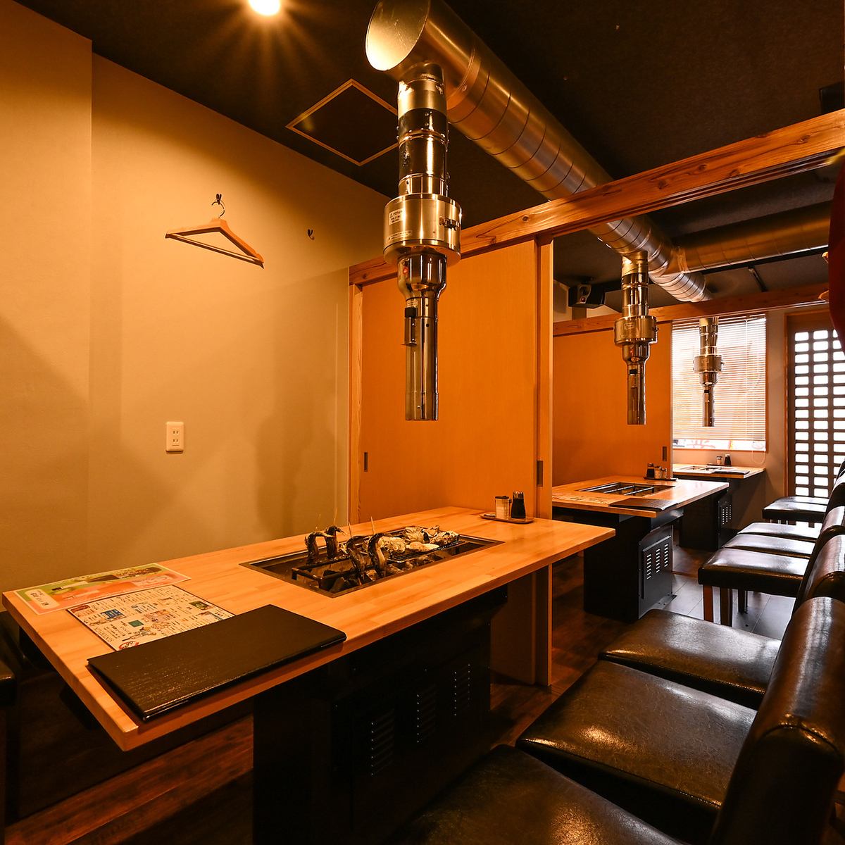 プライベート空間を楽しめる個室席を完備しております◎