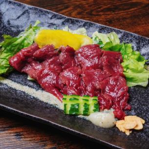 Horse meat sashimi (red meat)