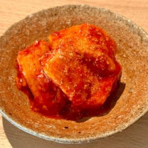 Yahobijin's special yam kimchi