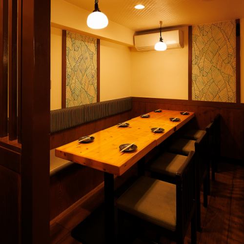4-8名様向けのテーブル席
