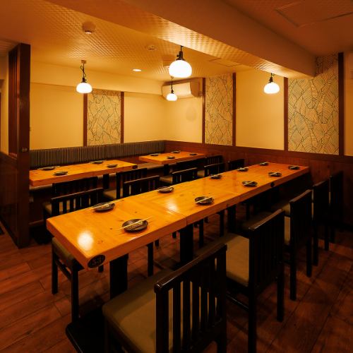 ８～１５人向け。急な宴会でもご対応致します。