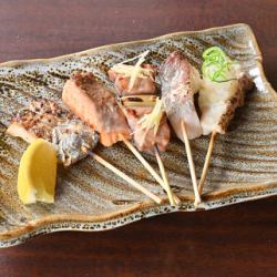とりあえず！魚焼き串 5種盛り