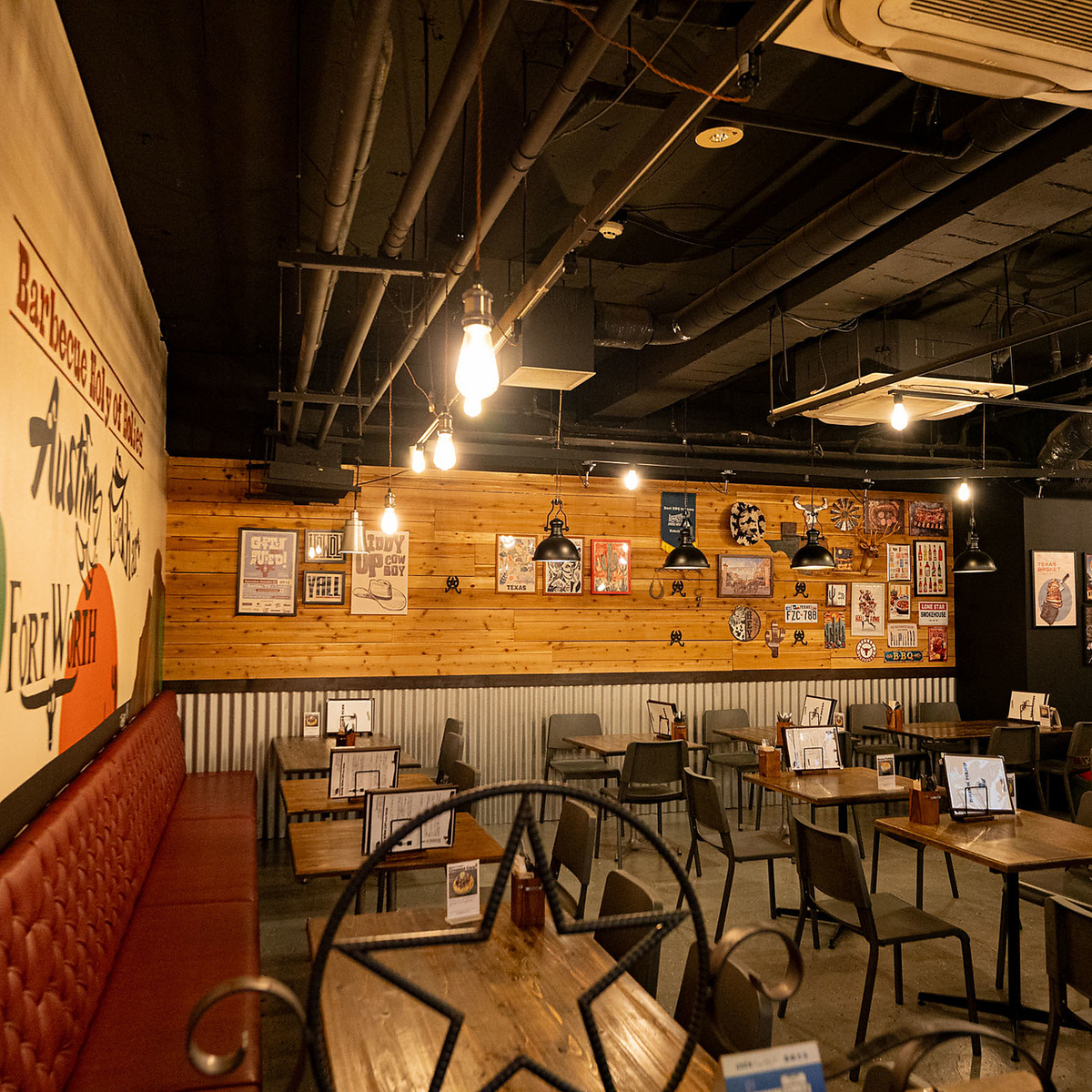 アメリカンで開放的な店内で、わいわい楽しめます♪