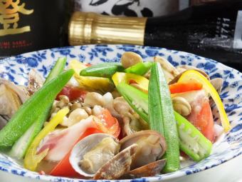 真鯛と緑野菜のワイン蒸し