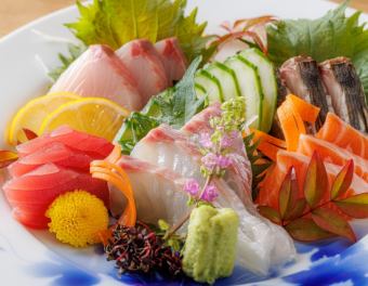 ご宴会,幸コース 旬魚お造り,串物,焼き物,揚げ物,蒸し物,等お一様 6000円 二時間飲み放題付き