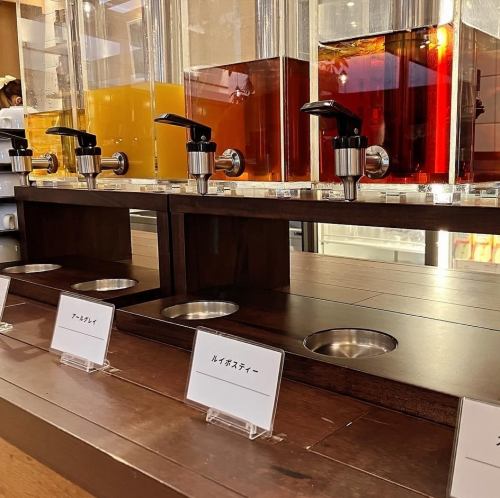 The buffet includes an all-you-can-drink buffet. We also offer a variety of teas and soft drinks.