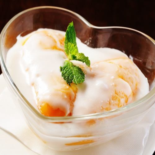 マンゴーともち米のデザート