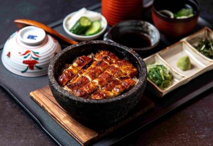 鰻メニュー　元祖石焼　うなぎおこげまぶし【並】