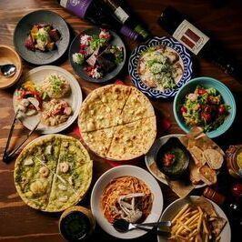 【女子会コース】150分飲み放題!前菜3種盛り合わせや季節のアヒージョ、ピザなど全11品★3500円