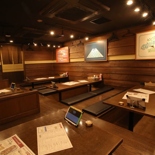 友人同士やカップルでのご利用にも◎！人気のほりごたつ個室ございます♪この機会にご利用ください♪ごゆっくり寛ぎの時間をお楽しみ下さい。【本八戸/居酒屋/飲み放題/宴会/団体/大人数/おすすめ/貸切/個室/女子会/誕生日/記念日】
