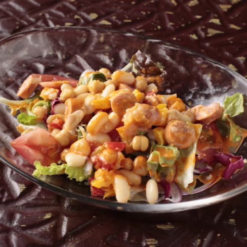 White bean and chickpea salad