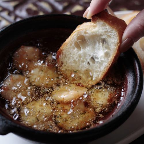 A bar staple: Ajillo