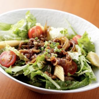 Grilled beef short ribs salad