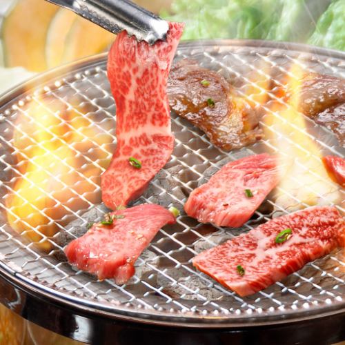 The grilled meat grilled over charcoal is excellent in both aroma and umami ♪