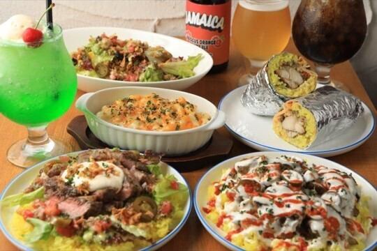 お店の看板メニュー☆チキンオーバーライスを是非！