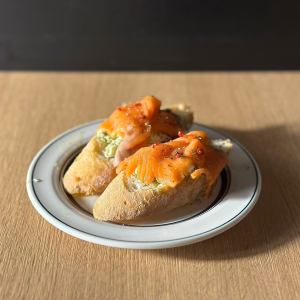 Salmon and basil cream cheese bruschetta