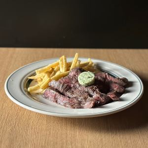 Beef skirt steak with Burgundy butter