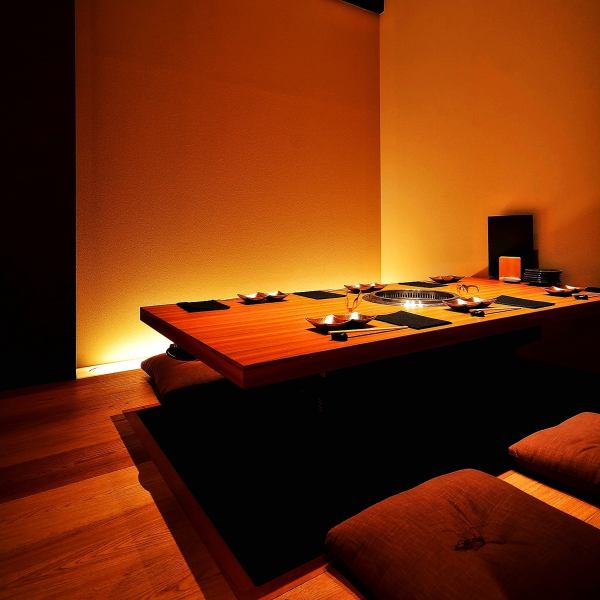 A digging tatami room available for up to 6 people.