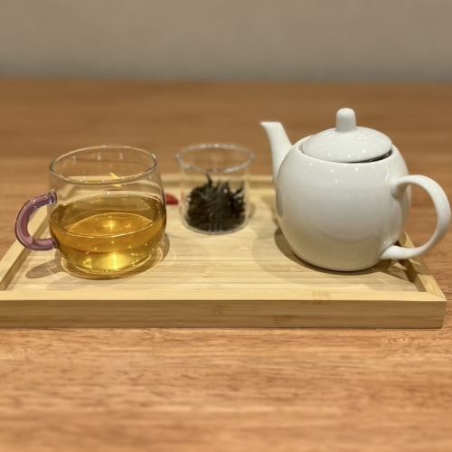 ◆ Carefully selected Phoenix Oolong tea