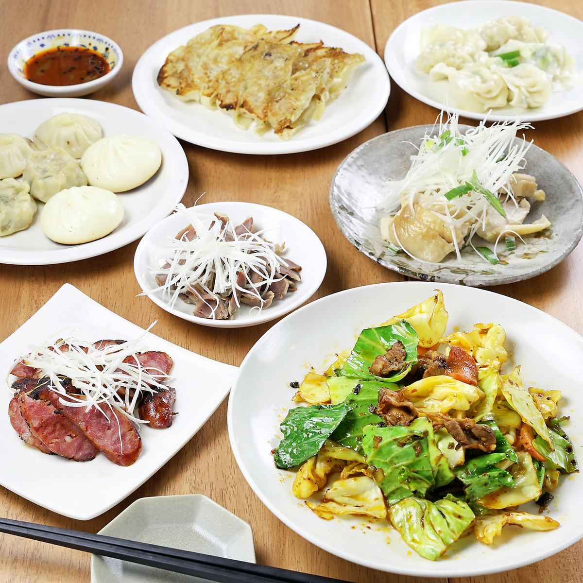 專屬用途：餐廳，在輕鬆舒適的氛圍中提供精緻美食和中國茶
