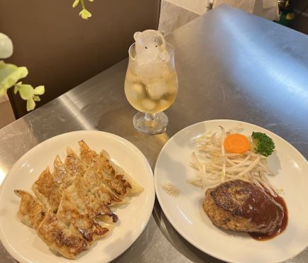 고베 쇠고기 햄버거 & 팬더 봉황 우롱 차 세트