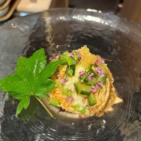 トゲクリ蟹の生姜酢掛け（Spiny Hair Crab with Ginger Vinegar Sauce）