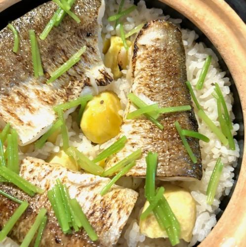 カマスと栗の土鍋(Clay pot rice with Barracuda and Chestnuts)