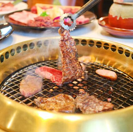 【飲み放題付】塩タンなど人気メニューが盛り沢山！大満足の十三コース＜全13品＞