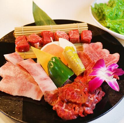 上焼肉盛合せ（２～３人前）