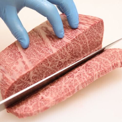 十三で焼肉するなら！他店には負けない肉質がこだわり